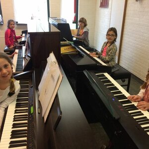 Piano- en Muziekpraktijk Margot Bierman image 1