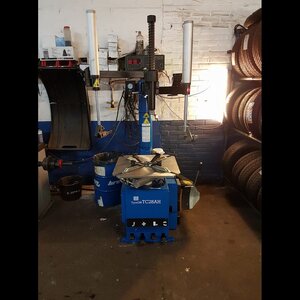 John van Es Auto's image 3