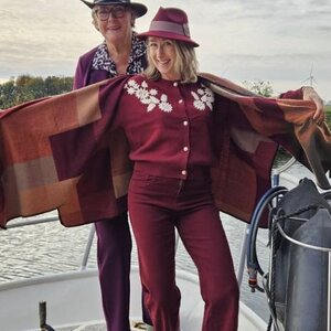 Bouda's Boutique image 6