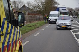 Kop-staart-botsing in Opmeer