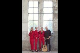 Zanggroep Moment 10-jarig jubileumconcert 't Kerkhuys Spanbroek za 16-11-2019 aanvang 20.00 uur