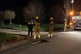 Schapen uit schuur gered bij grote uitslaande brand in Hoogwoud