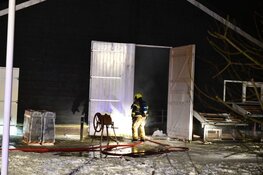 Felle brand bij Rundveemuseum Aartswoud, koeien gered