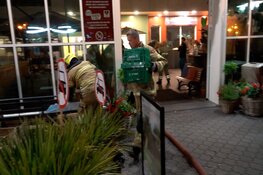 Dieren gered tijdens brand in tuincentrum Hoogwoud