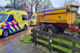 Gewonde bij botsing tussen tractor en auto in Spanbroek