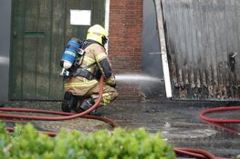Flinke brand legt schuur in de as in De Weere