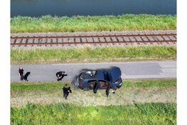 Overval in Opmeer, vluchtauto uitgebrand in Midwoud