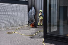 Containerbrand zorgt voor schade aan bedrijfspand in Opmeer