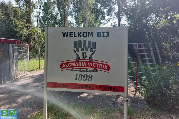 Alcmaria Victrix moet punten aan VVS '46 laten bij rentree in derde klasse