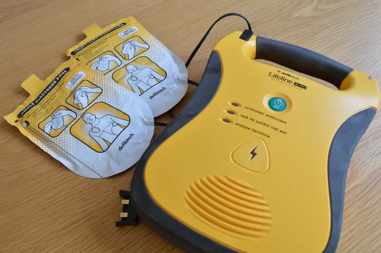Pluimenavond voor AED-vrijwilligers in het gemeentehuis
