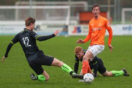 VVS '46 verliest in doelpuntenshow van De Valken, Grasshoppers verrast koploper