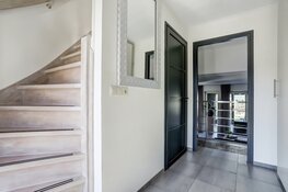 Klaversloot 41 in Broek op Langedijk, energiezuinige vrijstaande royale woning, gelegen aan het water, geschikt voor wonen en werken