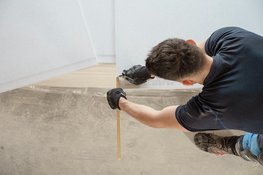 De juiste verf kiezen voor buitenmuren, hout en metaal